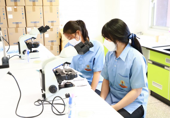 ภาพกิจกรรม  คณะวิทยาศาสตร์และเทคโนโลยี จัดกิจกรรมสร้างเสริมทักษะกระบวนการทางวิทยาศาสตร์สู่มาตรฐานสากล ให้กับนักเรียนระดับชั้นมัธยมศึกษาปีที่ 5 โรงเรียนตากพิทยาคม