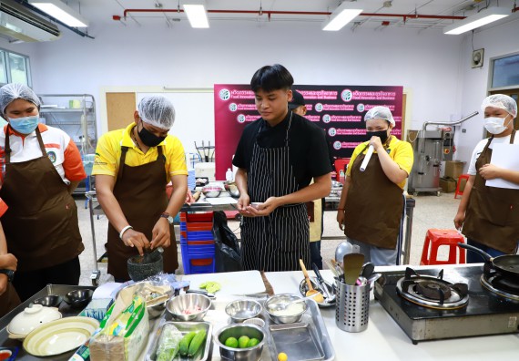 ภาพกิจกรรม  โปรแกรมวิชาวิทยาศาสตร์และเทคโนโลยีการอาหาร จัดกิจกรรมอบรมเชิงปฏิบัติการ เรื่อง การพัฒนาผู้เรียนตามผลการเรียนรู้ที่คาดหวังของหลักสูตรวิทยาศาสตรบัณฑิต สาขาวิชานวัตกรรมและธุรกิจอาหาร