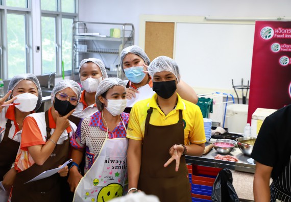 ภาพกิจกรรม  โปรแกรมวิชาวิทยาศาสตร์และเทคโนโลยีการอาหาร จัดกิจกรรมอบรมเชิงปฏิบัติการ เรื่อง การพัฒนาผู้เรียนตามผลการเรียนรู้ที่คาดหวังของหลักสูตรวิทยาศาสตรบัณฑิต สาขาวิชานวัตกรรมและธุรกิจอาหาร