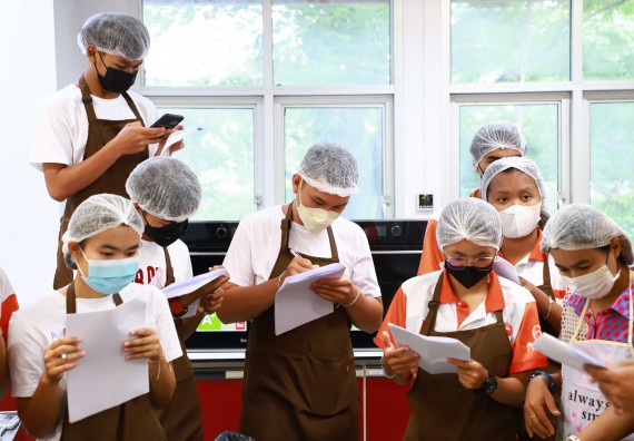 ภาพกิจกรรม  โปรแกรมวิชาวิทยาศาสตร์และเทคโนโลยีการอาหาร จัดกิจกรรมอบรมเชิงปฏิบัติการ เรื่อง การพัฒนาผู้เรียนตามผลการเรียนรู้ที่คาดหวังของหลักสูตรวิทยาศาสตรบัณฑิต สาขาวิชานวัตกรรมและธุรกิจอาหาร