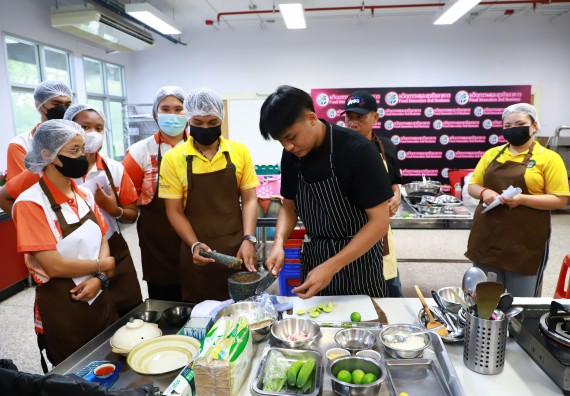 ภาพกิจกรรม  โปรแกรมวิชาวิทยาศาสตร์และเทคโนโลยีการอาหาร จัดกิจกรรมอบรมเชิงปฏิบัติการ เรื่อง การพัฒนาผู้เรียนตามผลการเรียนรู้ที่คาดหวังของหลักสูตรวิทยาศาสตรบัณฑิต สาขาวิชานวัตกรรมและธุรกิจอาหาร