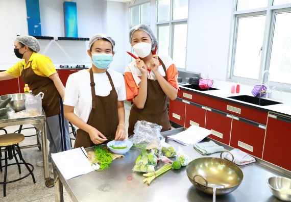 ภาพกิจกรรม  โปรแกรมวิชาวิทยาศาสตร์และเทคโนโลยีการอาหาร จัดกิจกรรมอบรมเชิงปฏิบัติการ เรื่อง การพัฒนาผู้เรียนตามผลการเรียนรู้ที่คาดหวังของหลักสูตรวิทยาศาสตรบัณฑิต สาขาวิชานวัตกรรมและธุรกิจอาหาร