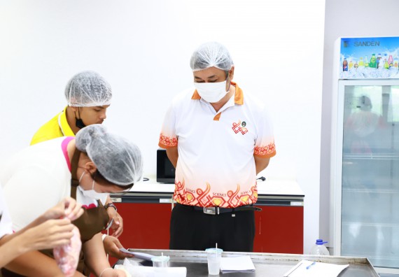 ภาพกิจกรรม  โปรแกรมวิชาวิทยาศาสตร์และเทคโนโลยีการอาหาร จัดกิจกรรมอบรมเชิงปฏิบัติการ เรื่อง การพัฒนาผู้เรียนตามผลการเรียนรู้ที่คาดหวังของหลักสูตรวิทยาศาสตรบัณฑิต สาขาวิชานวัตกรรมและธุรกิจอาหาร