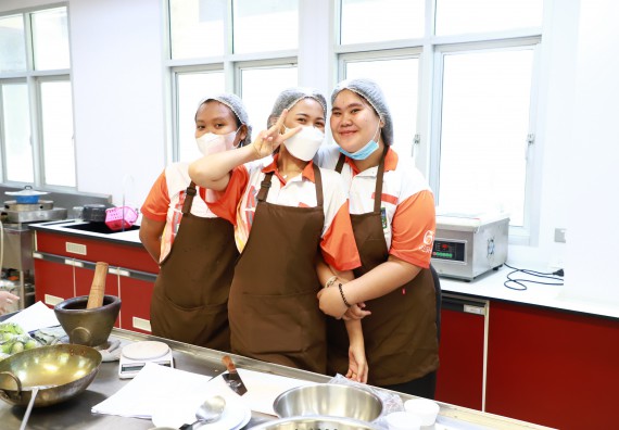 ภาพกิจกรรม  โปรแกรมวิชาวิทยาศาสตร์และเทคโนโลยีการอาหาร จัดกิจกรรมอบรมเชิงปฏิบัติการ เรื่อง การพัฒนาผู้เรียนตามผลการเรียนรู้ที่คาดหวังของหลักสูตรวิทยาศาสตรบัณฑิต สาขาวิชานวัตกรรมและธุรกิจอาหาร