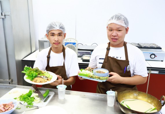 ภาพกิจกรรม  โปรแกรมวิชาวิทยาศาสตร์และเทคโนโลยีการอาหาร จัดกิจกรรมอบรมเชิงปฏิบัติการ เรื่อง การพัฒนาผู้เรียนตามผลการเรียนรู้ที่คาดหวังของหลักสูตรวิทยาศาสตรบัณฑิต สาขาวิชานวัตกรรมและธุรกิจอาหาร