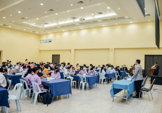 ภาพกิจกรรม อบรมเชิงปฏิบัติการ เรื่อง STEM เพื่อพัฒนาและยกระดับชุมชน