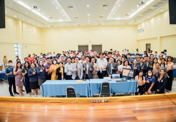 ภาพกิจกรรม อบรมเชิงปฏิบัติการ เรื่อง STEM เพื่อพัฒนาและยกระดับชุมชน