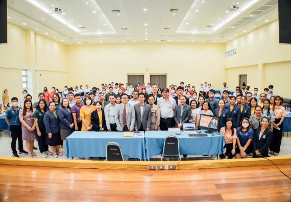 ภาพกิจกรรม อบรมเชิงปฏิบัติการ เรื่อง STEM เพื่อพัฒนาและยกระดับชุมชน