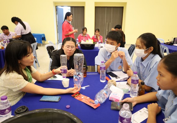 ภาพกิจกรรม อบรมเชิงปฏิบัติการ เรื่อง STEM เพื่อพัฒนาและยกระดับชุมชน