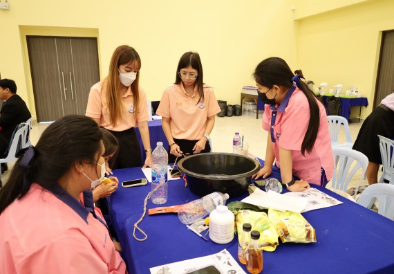 ภาพกิจกรรม อบรมเชิงปฏิบัติการ เรื่อง STEM เพื่อพัฒนาและยกระดับชุมชน