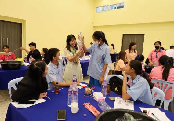 ภาพกิจกรรม อบรมเชิงปฏิบัติการ เรื่อง STEM เพื่อพัฒนาและยกระดับชุมชน