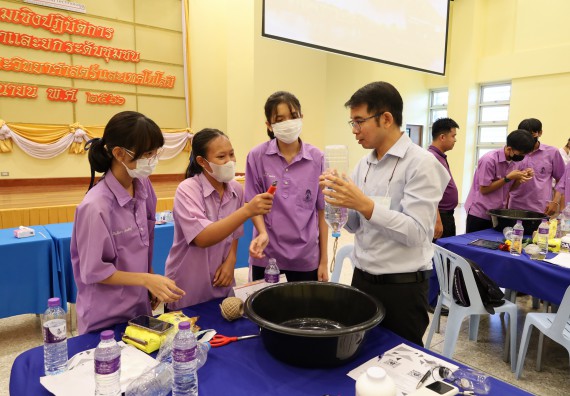 ภาพกิจกรรม อบรมเชิงปฏิบัติการ เรื่อง STEM เพื่อพัฒนาและยกระดับชุมชน