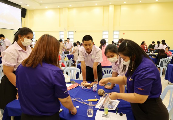 ภาพกิจกรรม อบรมเชิงปฏิบัติการ เรื่อง STEM เพื่อพัฒนาและยกระดับชุมชน