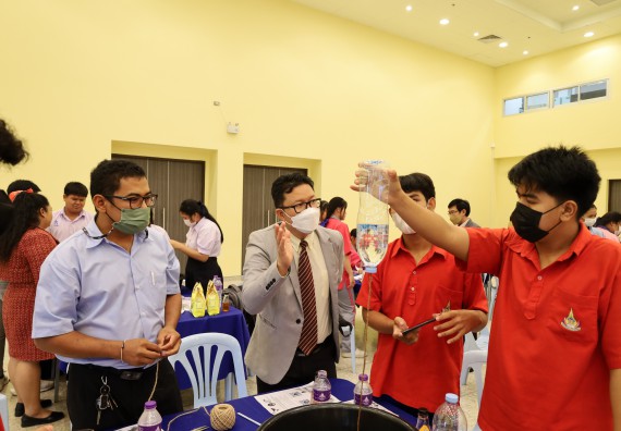 ภาพกิจกรรม อบรมเชิงปฏิบัติการ เรื่อง STEM เพื่อพัฒนาและยกระดับชุมชน