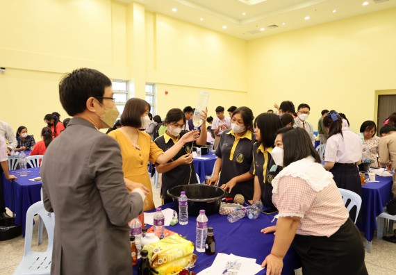 ภาพกิจกรรม อบรมเชิงปฏิบัติการ เรื่อง STEM เพื่อพัฒนาและยกระดับชุมชน