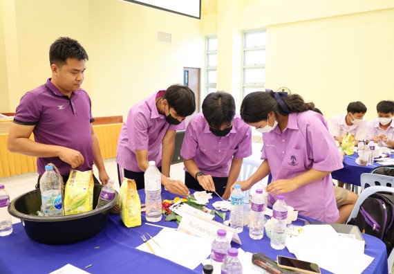 ภาพกิจกรรม อบรมเชิงปฏิบัติการ เรื่อง STEM เพื่อพัฒนาและยกระดับชุมชน