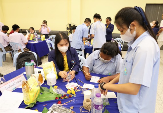 ภาพกิจกรรม อบรมเชิงปฏิบัติการ เรื่อง STEM เพื่อพัฒนาและยกระดับชุมชน