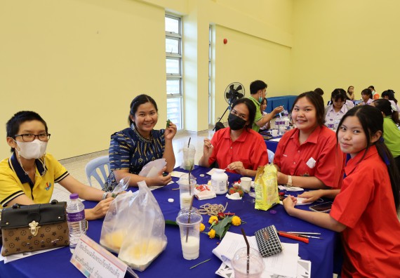 ภาพกิจกรรม อบรมเชิงปฏิบัติการ เรื่อง STEM เพื่อพัฒนาและยกระดับชุมชน