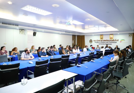 ภาพกิจกรรม  คณะวิทยาศาสตร์และเทคโนโลยี ต้อนรับคณะอาจารย์และนักศึกษาจาก Georgia Gwinnett College ประเทศสหรัฐอเมริกา