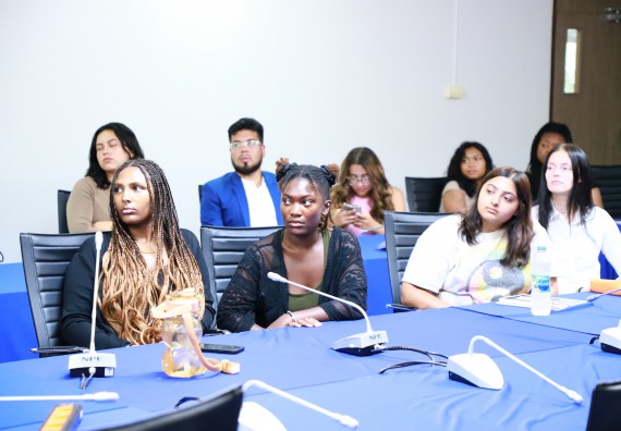 ภาพกิจกรรม  คณะวิทยาศาสตร์และเทคโนโลยี ต้อนรับคณะอาจารย์และนักศึกษาจาก Georgia Gwinnett College ประเทศสหรัฐอเมริกา