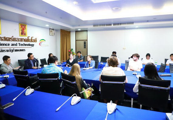 ภาพกิจกรรม  คณะวิทยาศาสตร์และเทคโนโลยี ต้อนรับคณะอาจารย์และนักศึกษาจาก Georgia Gwinnett College ประเทศสหรัฐอเมริกา