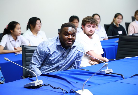 ภาพกิจกรรม  คณะวิทยาศาสตร์และเทคโนโลยี ต้อนรับคณะอาจารย์และนักศึกษาจาก Georgia Gwinnett College ประเทศสหรัฐอเมริกา