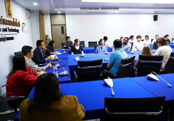 ภาพกิจกรรม  คณะวิทยาศาสตร์และเทคโนโลยี ต้อนรับคณะอาจารย์และนักศึกษาจาก Georgia Gwinnett College ประเทศสหรัฐอเมริกา