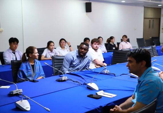 ภาพกิจกรรม  คณะวิทยาศาสตร์และเทคโนโลยี ต้อนรับคณะอาจารย์และนักศึกษาจาก Georgia Gwinnett College ประเทศสหรัฐอเมริกา