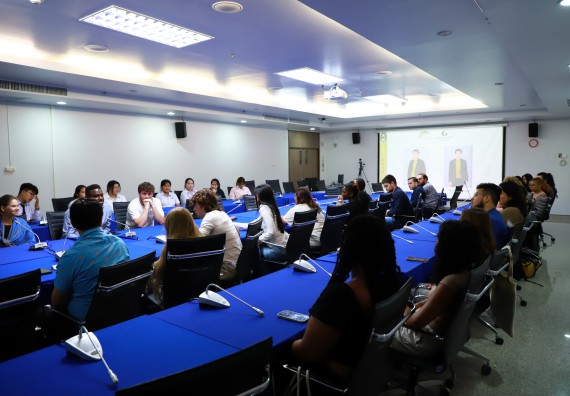 ภาพกิจกรรม  คณะวิทยาศาสตร์และเทคโนโลยี ต้อนรับคณะอาจารย์และนักศึกษาจาก Georgia Gwinnett College ประเทศสหรัฐอเมริกา