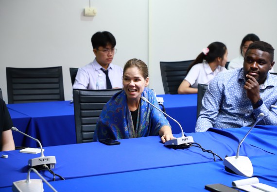 ภาพกิจกรรม  คณะวิทยาศาสตร์และเทคโนโลยี ต้อนรับคณะอาจารย์และนักศึกษาจาก Georgia Gwinnett College ประเทศสหรัฐอเมริกา