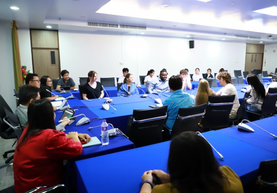 ภาพกิจกรรม  คณะวิทยาศาสตร์และเทคโนโลยี ต้อนรับคณะอาจารย์และนักศึกษาจาก Georgia Gwinnett College ประเทศสหรัฐอเมริกา