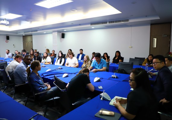 ภาพกิจกรรม  คณะวิทยาศาสตร์และเทคโนโลยี ต้อนรับคณะอาจารย์และนักศึกษาจาก Georgia Gwinnett College ประเทศสหรัฐอเมริกา