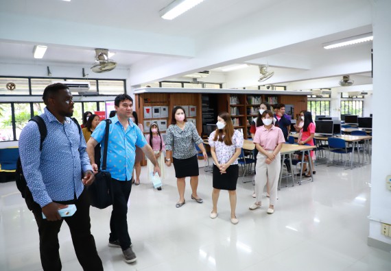 ภาพกิจกรรม  คณะวิทยาศาสตร์และเทคโนโลยี ต้อนรับคณะอาจารย์และนักศึกษาจาก Georgia Gwinnett College ประเทศสหรัฐอเมริกา
