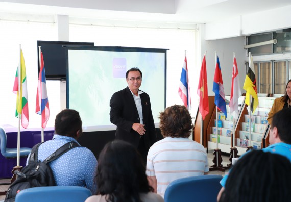 ภาพกิจกรรม  คณะวิทยาศาสตร์และเทคโนโลยี ต้อนรับคณะอาจารย์และนักศึกษาจาก Georgia Gwinnett College ประเทศสหรัฐอเมริกา