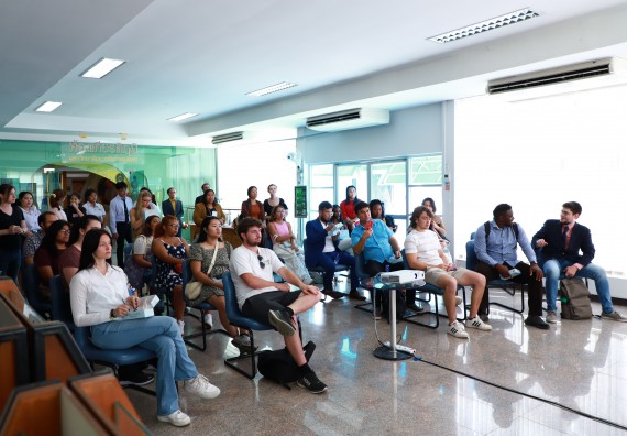 ภาพกิจกรรม  คณะวิทยาศาสตร์และเทคโนโลยี ต้อนรับคณะอาจารย์และนักศึกษาจาก Georgia Gwinnett College ประเทศสหรัฐอเมริกา