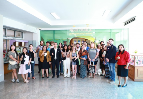 ภาพกิจกรรม  คณะวิทยาศาสตร์และเทคโนโลยี ต้อนรับคณะอาจารย์และนักศึกษาจาก Georgia Gwinnett College ประเทศสหรัฐอเมริกา