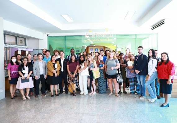 ภาพกิจกรรม  คณะวิทยาศาสตร์และเทคโนโลยี ต้อนรับคณะอาจารย์และนักศึกษาจาก Georgia Gwinnett College ประเทศสหรัฐอเมริกา