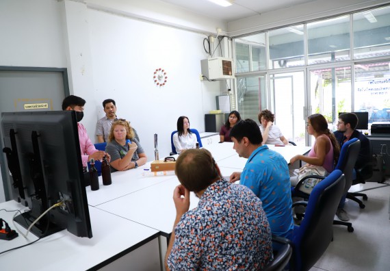 ภาพกิจกรรม  คณะวิทยาศาสตร์และเทคโนโลยี ต้อนรับคณะอาจารย์และนักศึกษาจาก Georgia Gwinnett College ประเทศสหรัฐอเมริกา