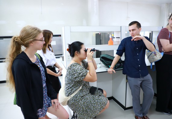 ภาพกิจกรรม  คณะวิทยาศาสตร์และเทคโนโลยี ต้อนรับคณะอาจารย์และนักศึกษาจาก Georgia Gwinnett College ประเทศสหรัฐอเมริกา