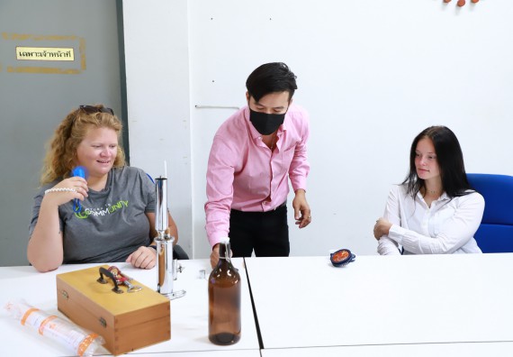 ภาพกิจกรรม  คณะวิทยาศาสตร์และเทคโนโลยี ต้อนรับคณะอาจารย์และนักศึกษาจาก Georgia Gwinnett College ประเทศสหรัฐอเมริกา