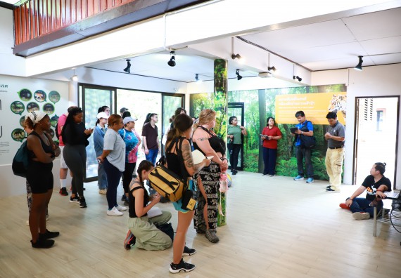 ภาพกิจกรรม  คณะวิทยาศาสตร์และเทคโนโลยี นำอาจารย์และนักศึกษาจาก Georgia Gwinnett College ประเทศสหรัฐอเมริกา ศึกษาดูงาน