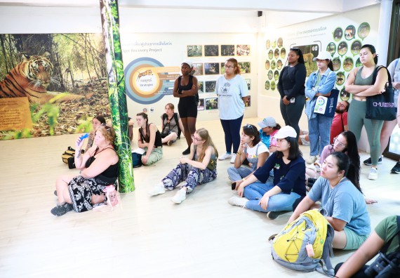 ภาพกิจกรรม  คณะวิทยาศาสตร์และเทคโนโลยี นำอาจารย์และนักศึกษาจาก Georgia Gwinnett College ประเทศสหรัฐอเมริกา ศึกษาดูงาน