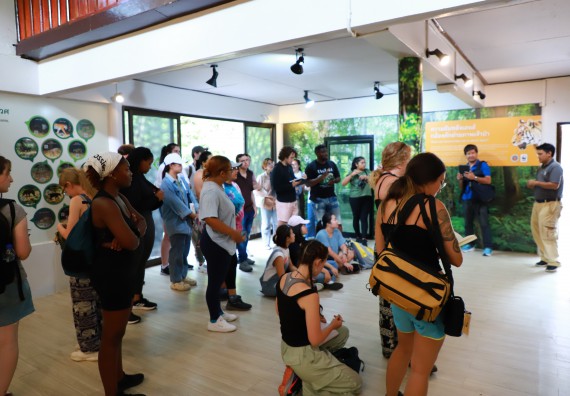 ภาพกิจกรรม  คณะวิทยาศาสตร์และเทคโนโลยี นำอาจารย์และนักศึกษาจาก Georgia Gwinnett College ประเทศสหรัฐอเมริกา ศึกษาดูงาน