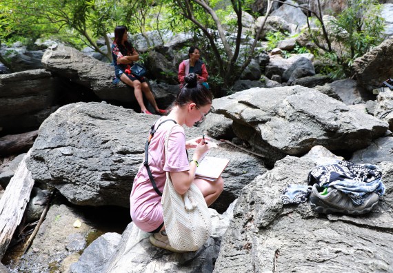 ภาพกิจกรรม  คณะวิทยาศาสตร์และเทคโนโลยี นำอาจารย์และนักศึกษาจาก Georgia Gwinnett College ประเทศสหรัฐอเมริกา ศึกษาดูงาน
