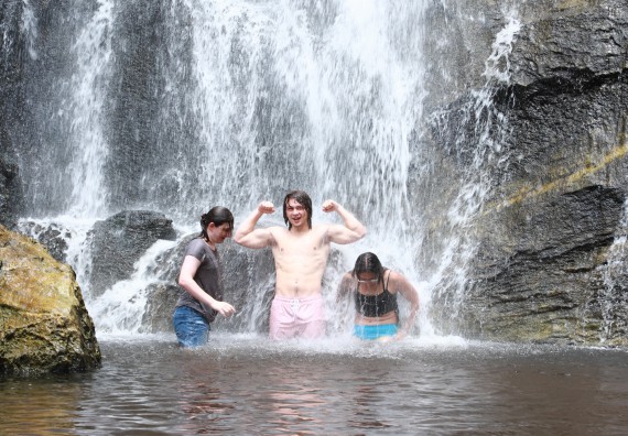 ภาพกิจกรรม  คณะวิทยาศาสตร์และเทคโนโลยี นำอาจารย์และนักศึกษาจาก Georgia Gwinnett College ประเทศสหรัฐอเมริกา ศึกษาดูงาน