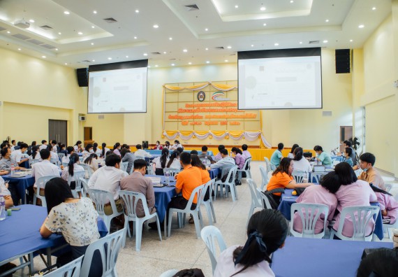 ภาพกิจกรรม อบรมเชิงปฏิบัติการ เรื่อง STEM เพื่อพัฒนาและยกระดับชุมชน