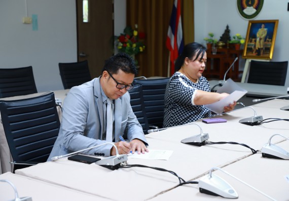 ภาพกิจกรรม   บริษัท ปตท.สำรวจและผลิตปิโตรเลียม จำกัด (มหาชน) มอบทุนสนับสนุนการศึกษา ปตท.สผ. โครงการเอส 1 ปี 2566 ให้กับคณะวิทยาศาสตร์และเทคโนโลยี มหาวิทยาลัยราชภัฏกำแพงเพชร