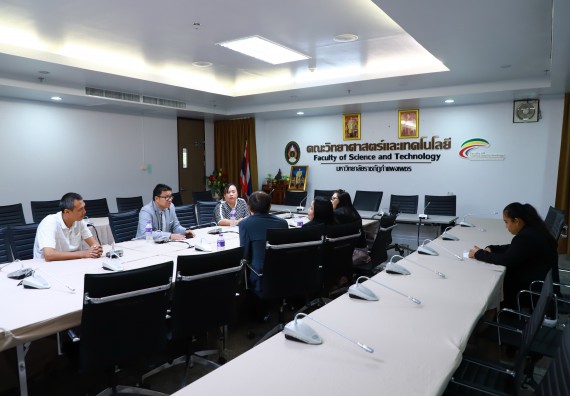 ภาพกิจกรรม   บริษัท ปตท.สำรวจและผลิตปิโตรเลียม จำกัด (มหาชน) มอบทุนสนับสนุนการศึกษา ปตท.สผ. โครงการเอส 1 ปี 2566 ให้กับคณะวิทยาศาสตร์และเทคโนโลยี มหาวิทยาลัยราชภัฏกำแพงเพชร