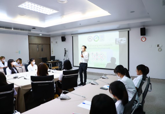 ภาพกิจกรรม  มหาวิทยาลัยนเรศวร และศูนย์วิทยาศาสตร์และวิทยาศาสตร์ประยุกต์ จัดอบรมเชิงปฏิบัติการเกี่ยวกับมาตรฐานความปลอดภัยห้องปฏิบัติการ ครั้งที่ 2