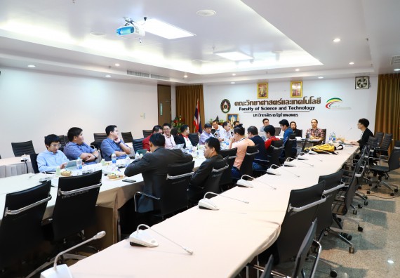 ภาพกิจกรรม  คณะวิทยาศาสตร์และเทคโนโลยี เป็นเจ้าภาพจัดกิจกรรมประชุมทีมนักวิจัย ภายใต้โครงการพัฒนาศักยภาพเยาวชนด้านและการเขียนโค้ดเพื่อมุ่งสู่การเป็นนวัตกรด้านปัญญาประดิษฐ์